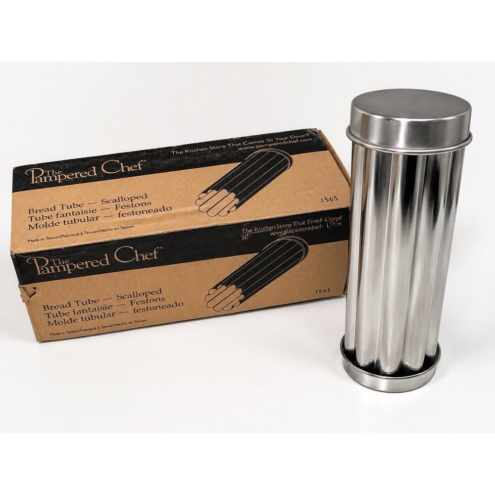 New Pampered Chef Scalloped Bread Tube Mold #1565 Stainless Steel Bread Baker
